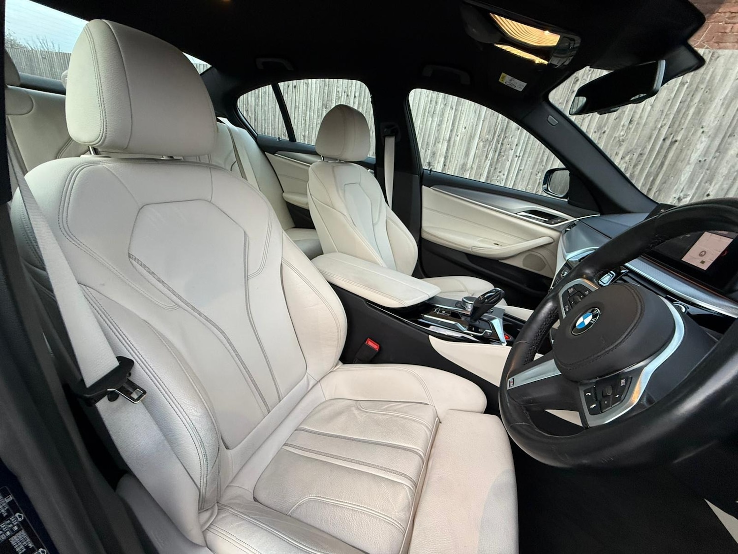 Used BMW 5 Series 2019 for sale - 76452477: Photo 12