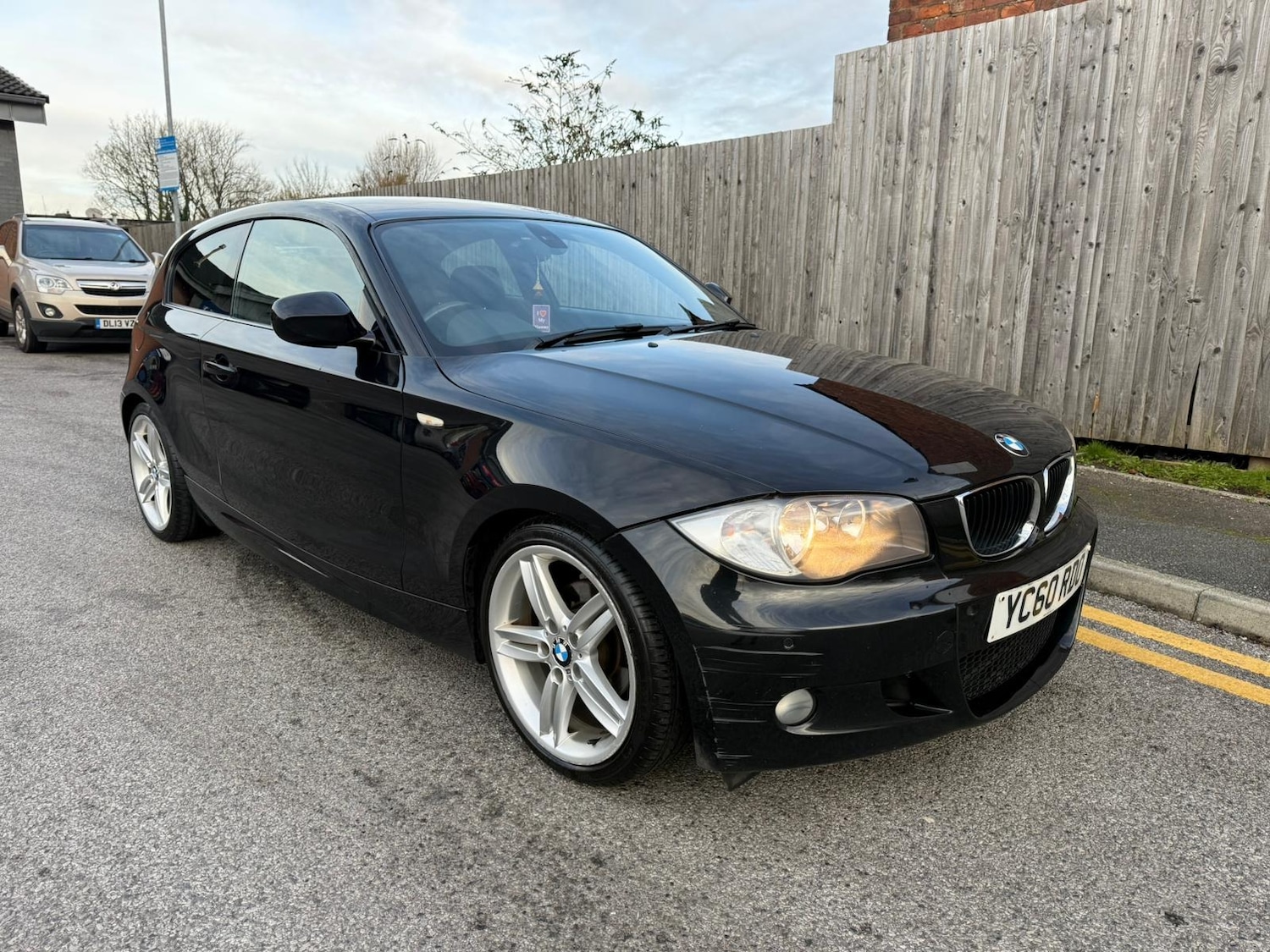 Used BMW 1 Series 2010 for sale - 76718672: Photo 2