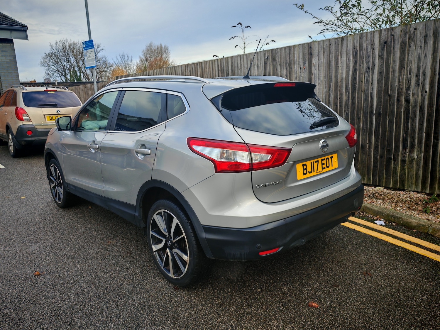 Used Nissan Qashqai 2017 for sale - 76817608: Photo 9