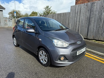 Used Hyundai i10 2014 for sale - 75955811: Photo