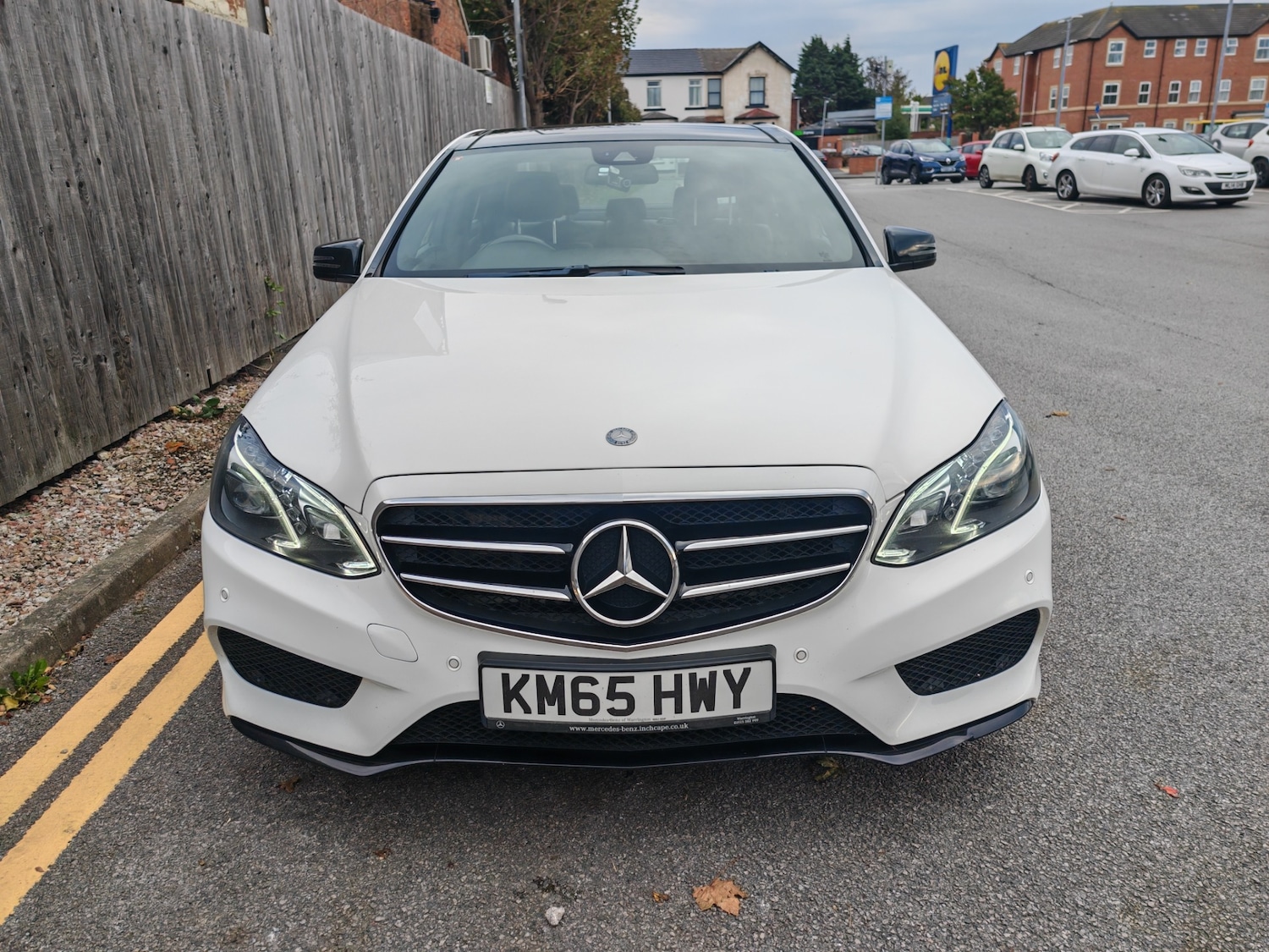 Used Mercedes-Benz E-Class 2016 for sale - 76149086: Photo 3