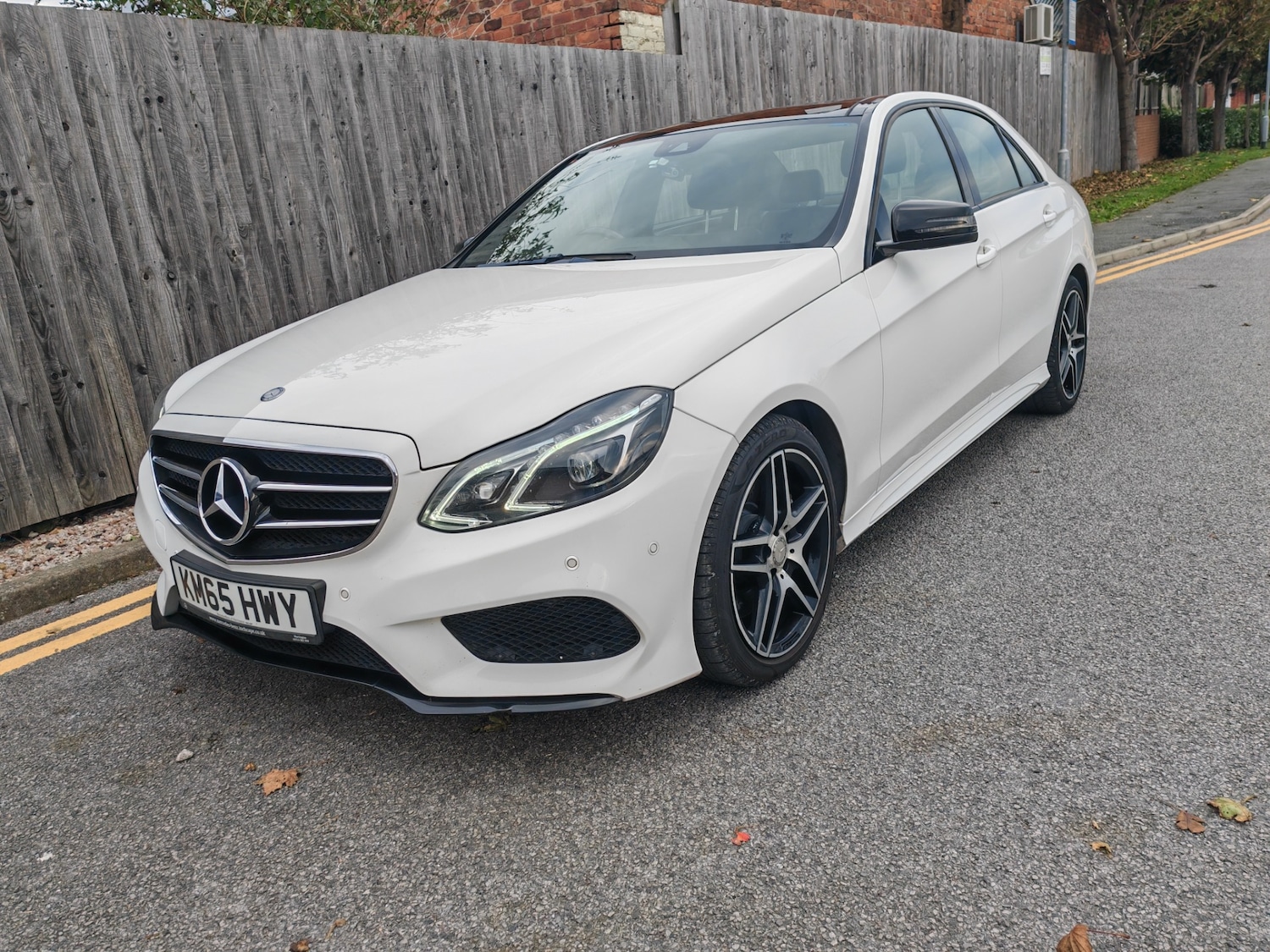Used Mercedes-Benz E-Class 2016 for sale - 76149086: Photo 4