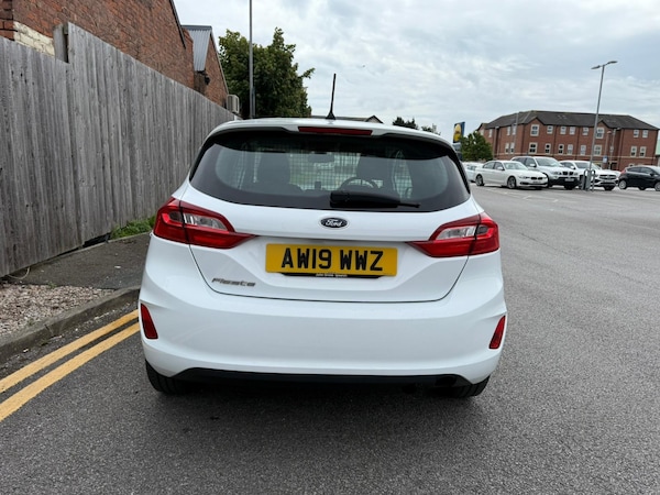 Used Ford Fiesta 2019 for sale - 74984033: Photo 8