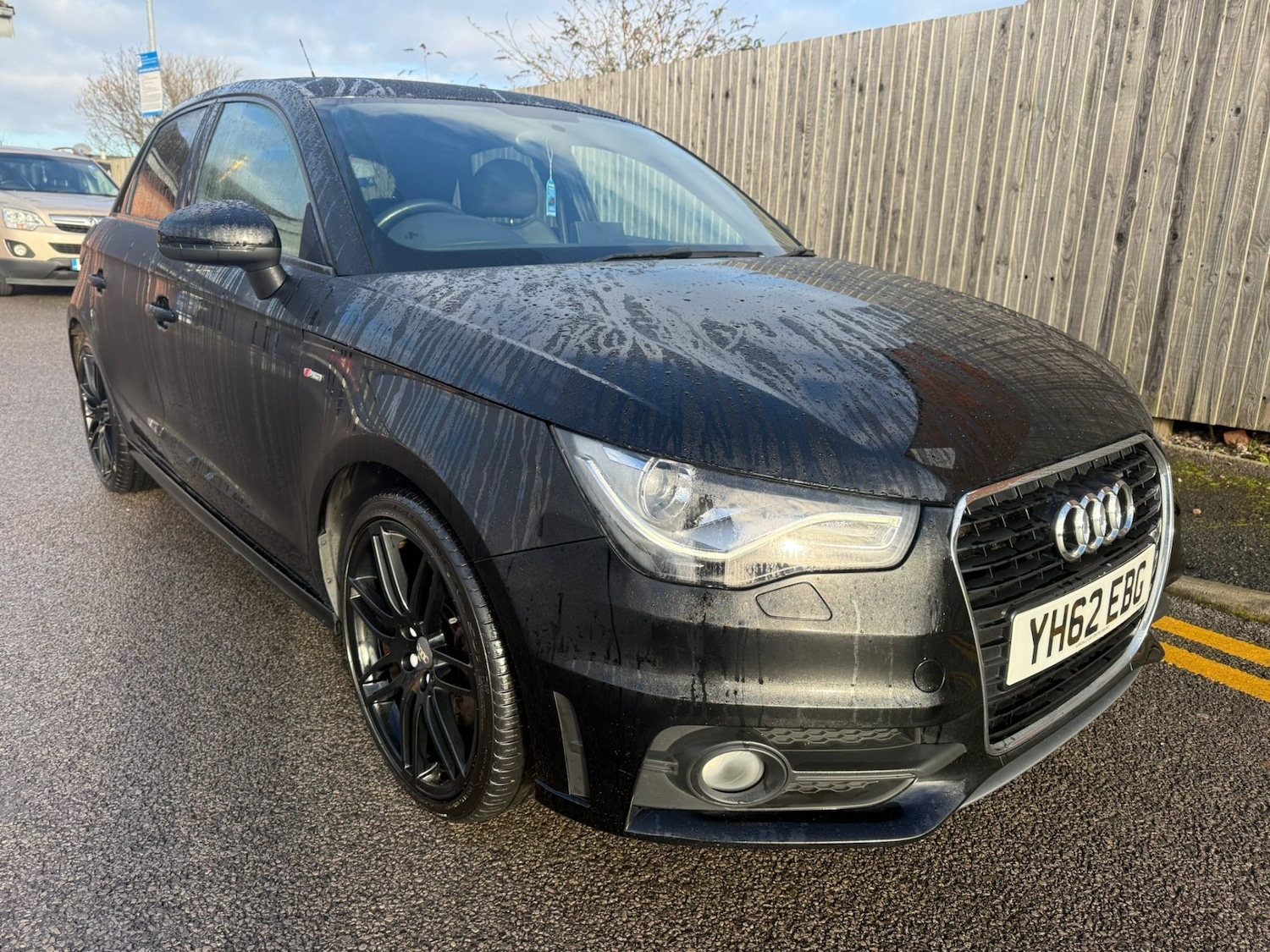 Used Audi A1 2012 for sale - 77227850: Photo 2