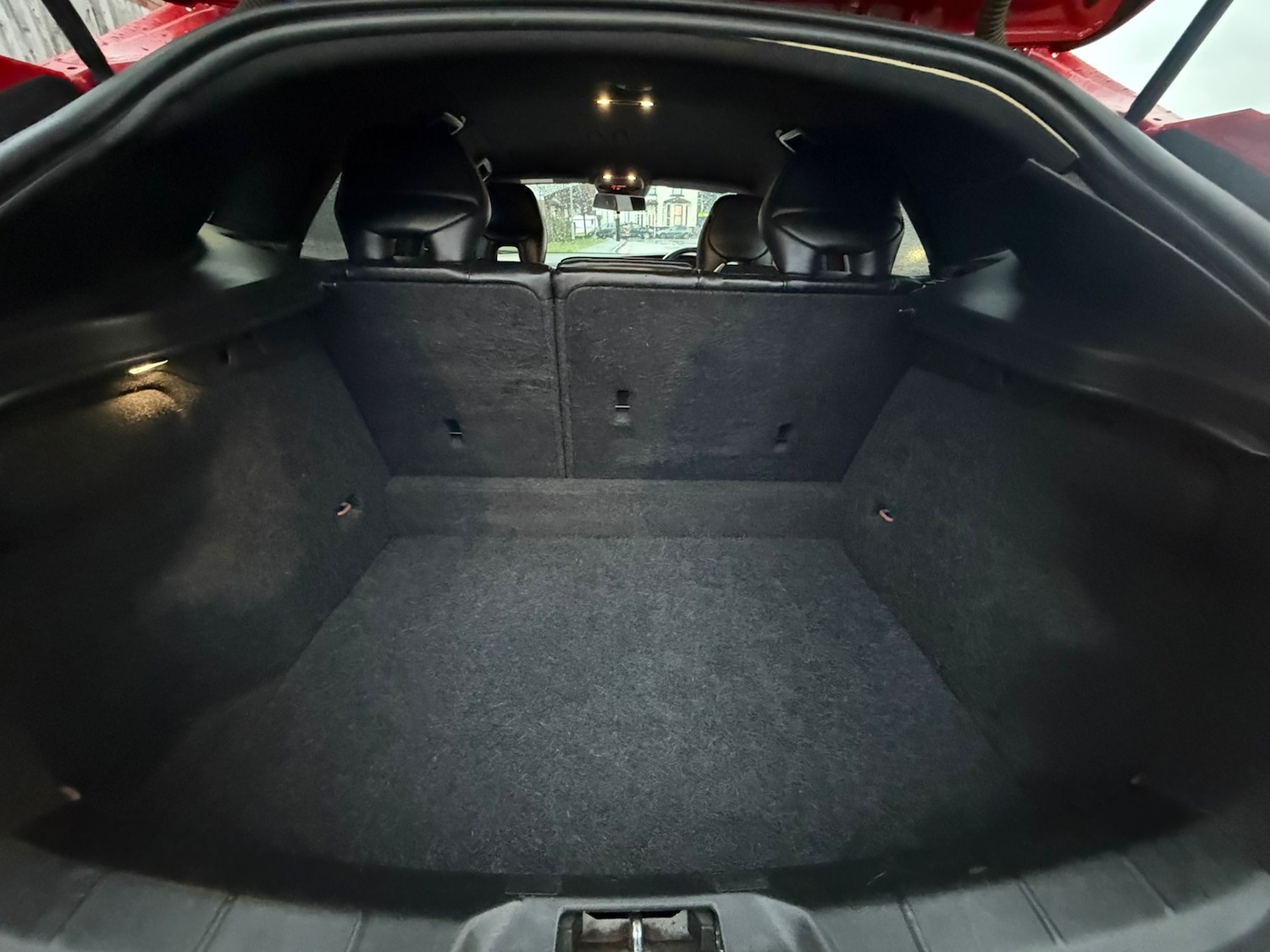 Used Volvo V40 2016 for sale - 77118499: Photo 12