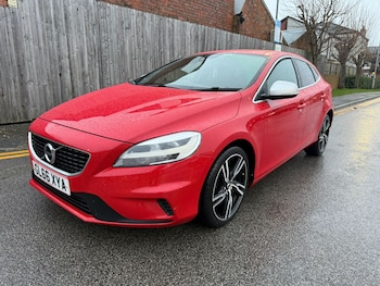 Used Volvo V40 2016 for sale - 77118499: Photo