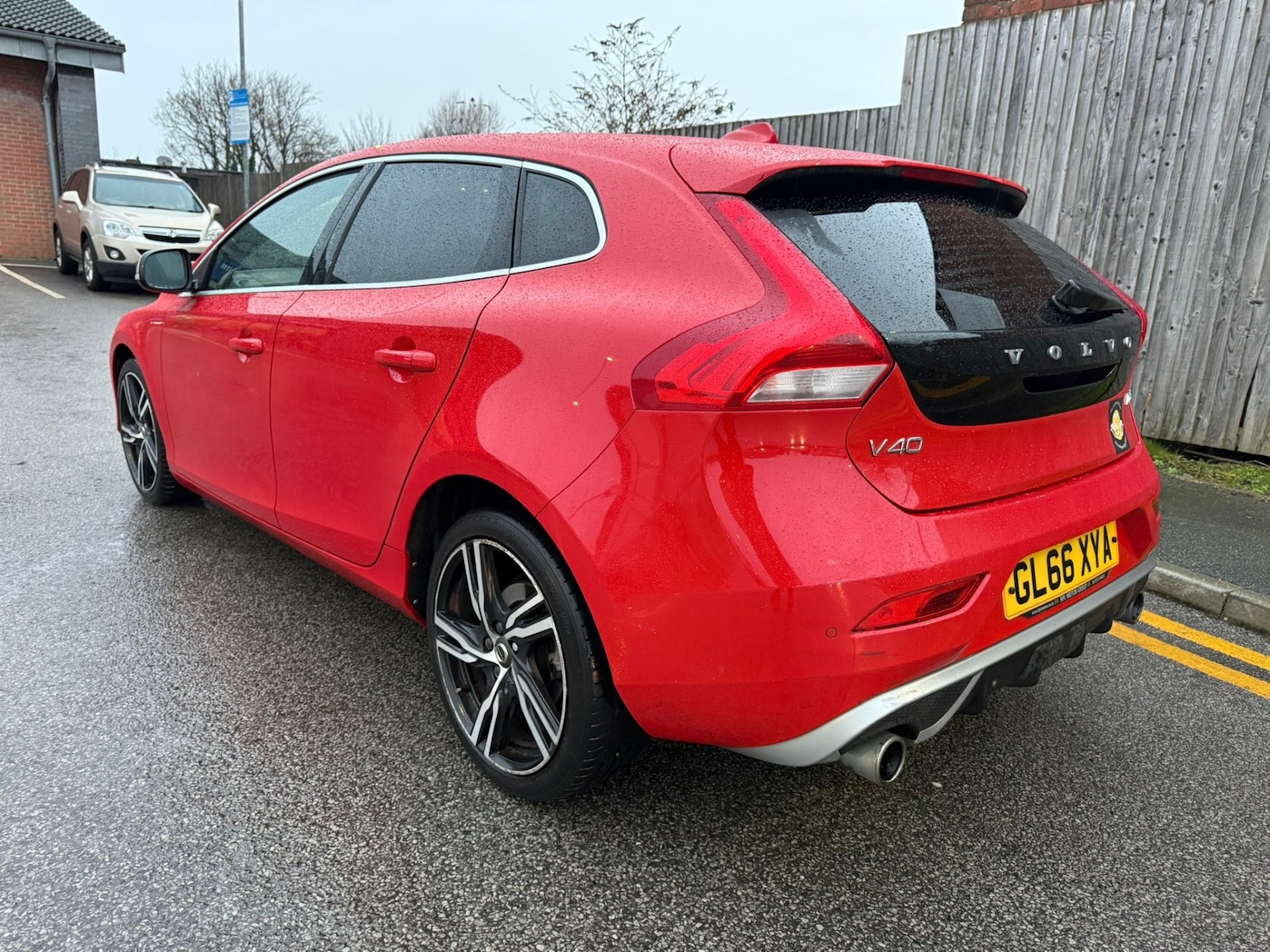 Used Volvo V40 2016 for sale - 77118499: Photo 9