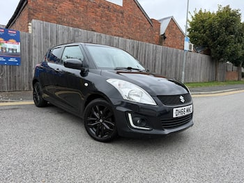 Used Suzuki Swift 2017 for sale - 79672929: Photo