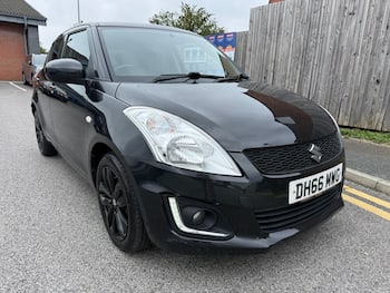 Used Suzuki Swift 2017 for sale - 79672929: Photo