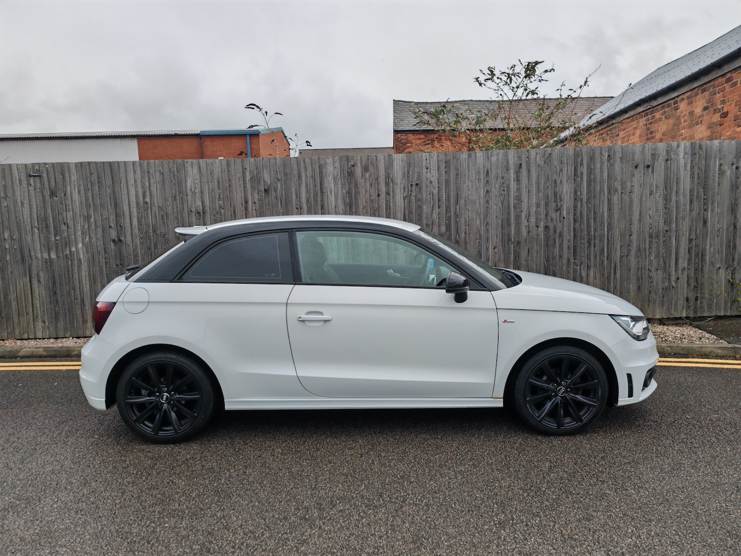 Used Audi A1 2014 for sale - 76375019: Photo 6