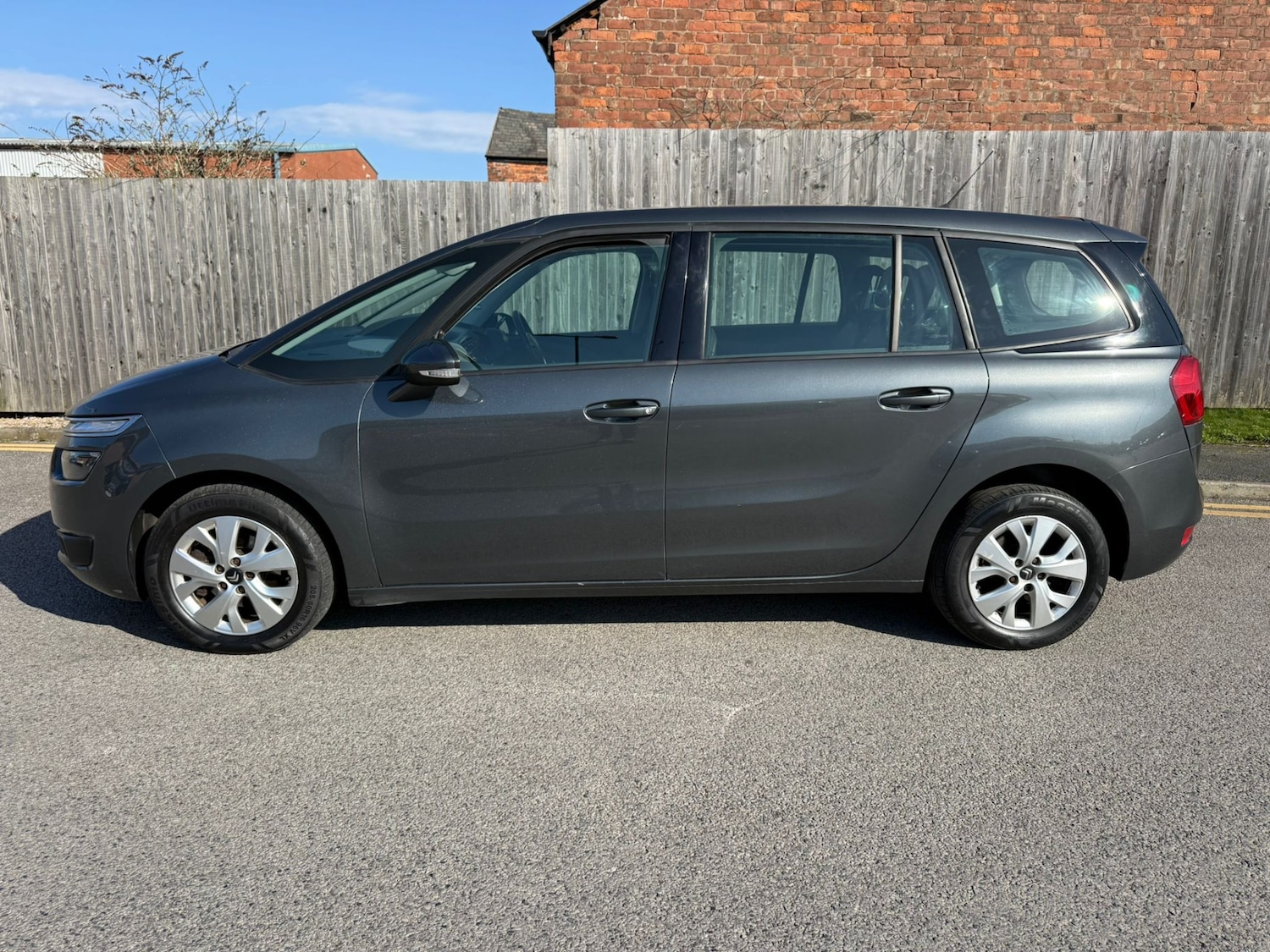 Used Citroen Grand C4 Picasso 2015 for sale - 77749749: Photo 6