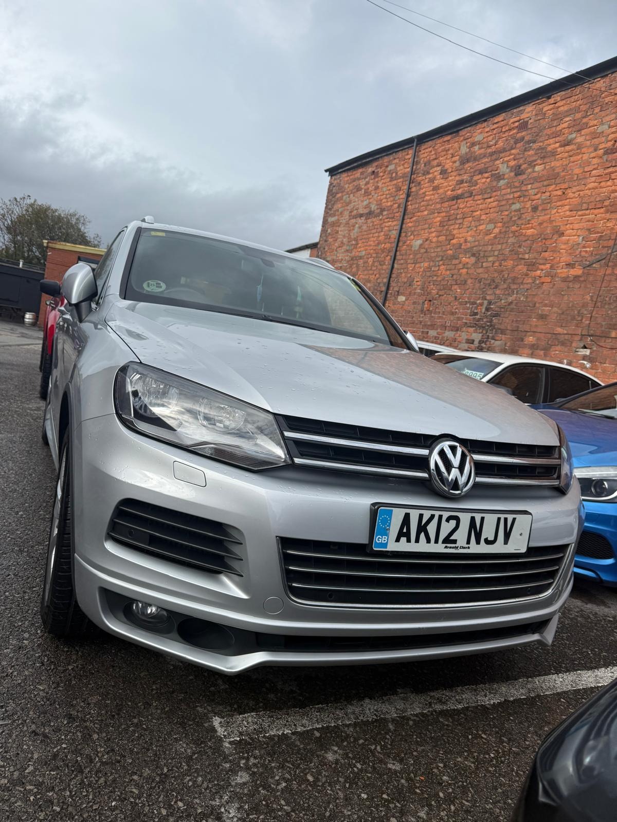 Used Volkswagen Touareg 2012 for sale - 77423593: Photo 2