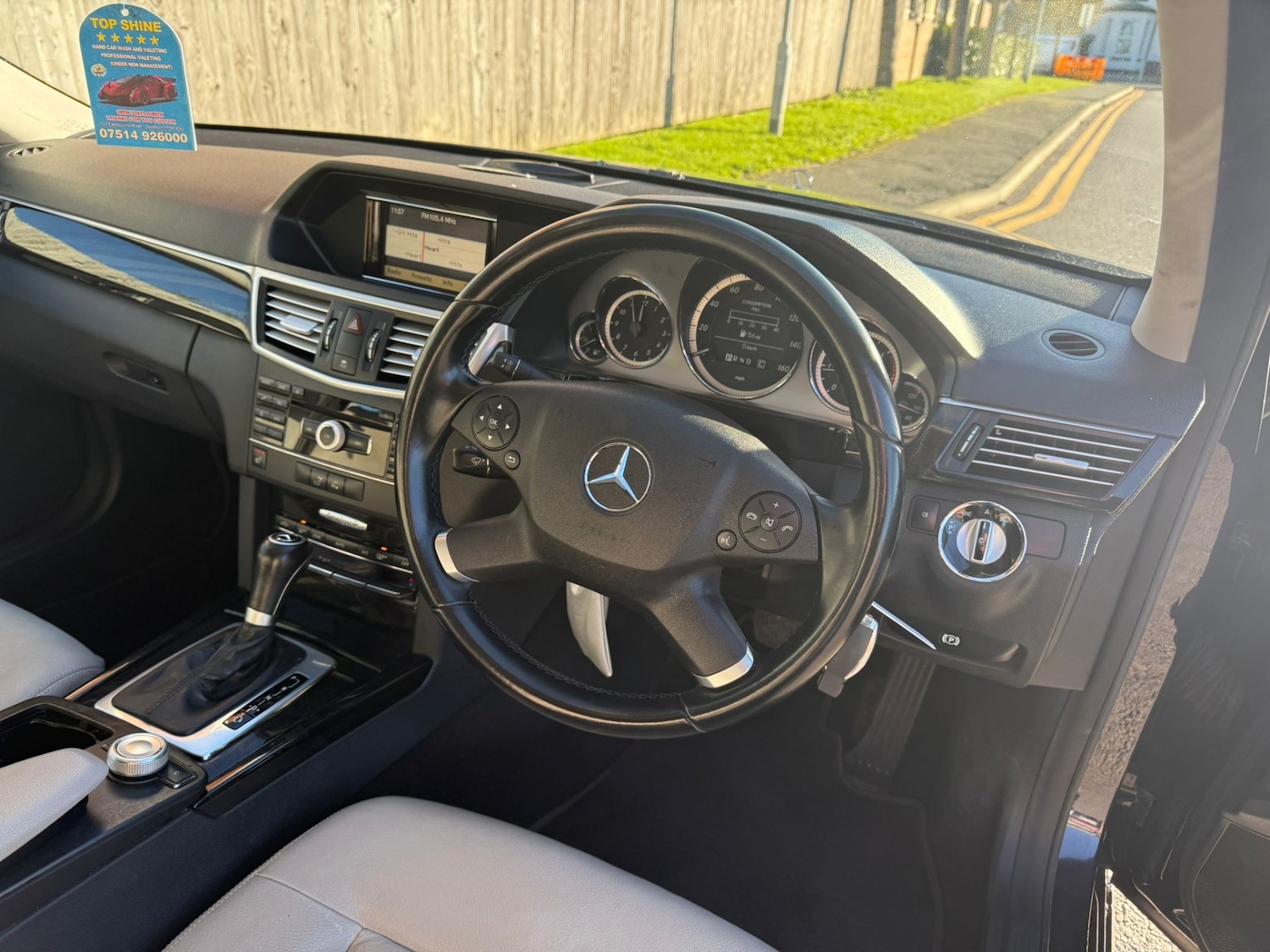 Used Mercedes-Benz E Class 2010 for sale - 76699201: Photo 14