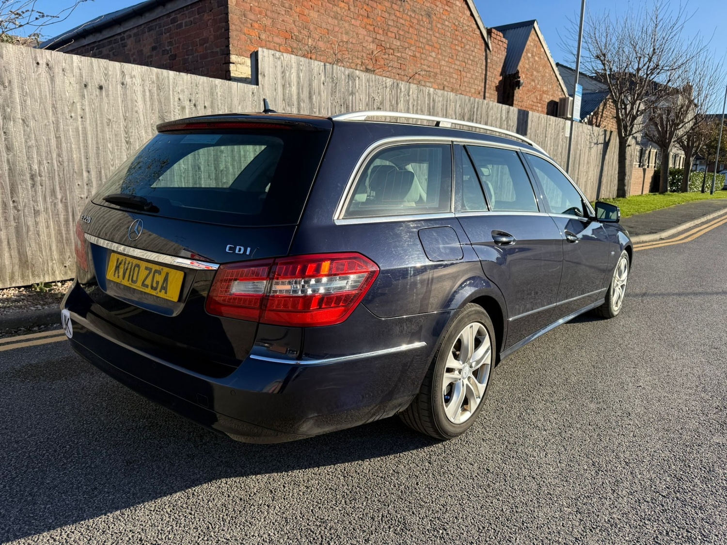 Used Mercedes-Benz E Class 2010 for sale - 76699201: Photo 7