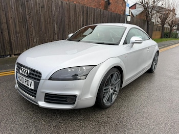 Used Audi TT 2010 for sale - 77184868: Photo