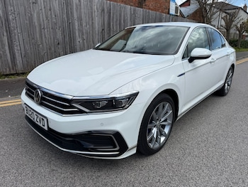 Used Volkswagen Passat 2020 for sale - 78229330: Photo