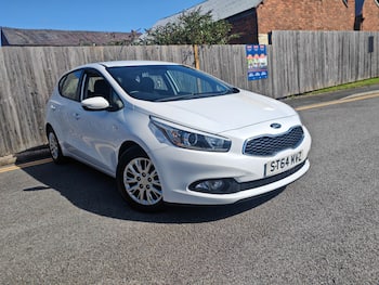 Used Kia Ceed 2014 for sale - 79747949: Photo
