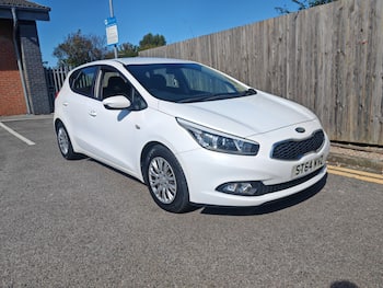 Used Kia Ceed 2014 for sale - 79747949: Photo