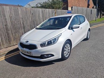 Used Kia Ceed 2014 for sale - 79747949: Photo