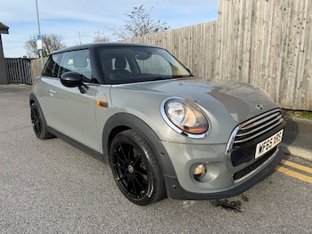Used MINI Hatch 2015 for sale - 77622336: Photo