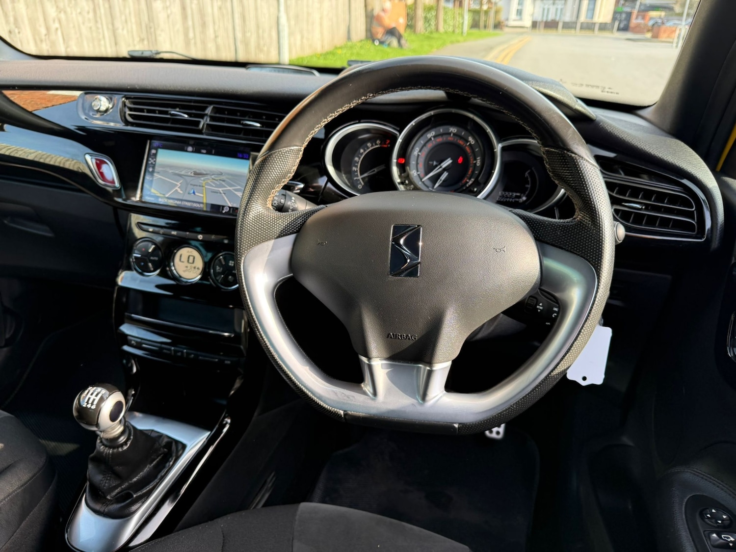 Used DS Automobiles DS 3 2017 for sale - 77938277: Photo 10