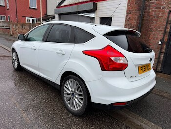 Used Ford Focus 2011 for sale - 78876856: Photo