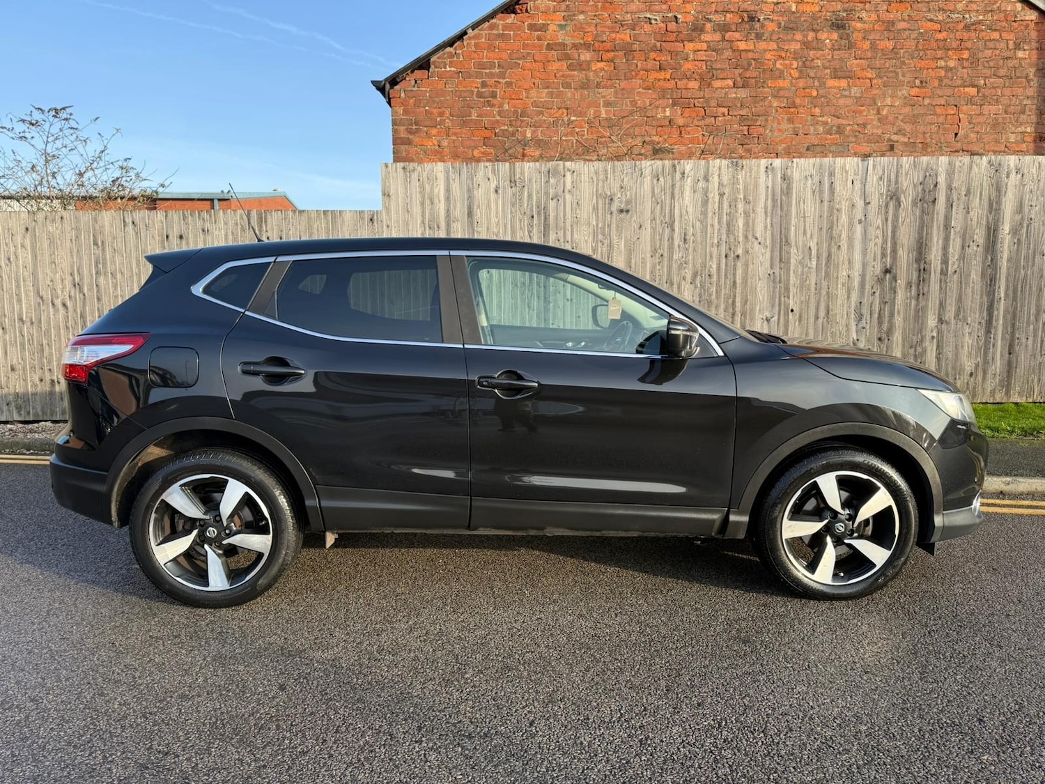 Used Nissan Qashqai 2015 for sale - 77025635: Photo 5