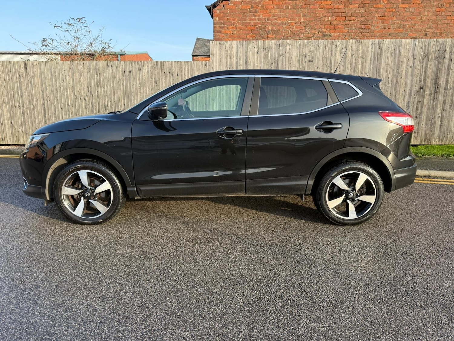 Used Nissan Qashqai 2015 for sale - 77025635: Photo 6