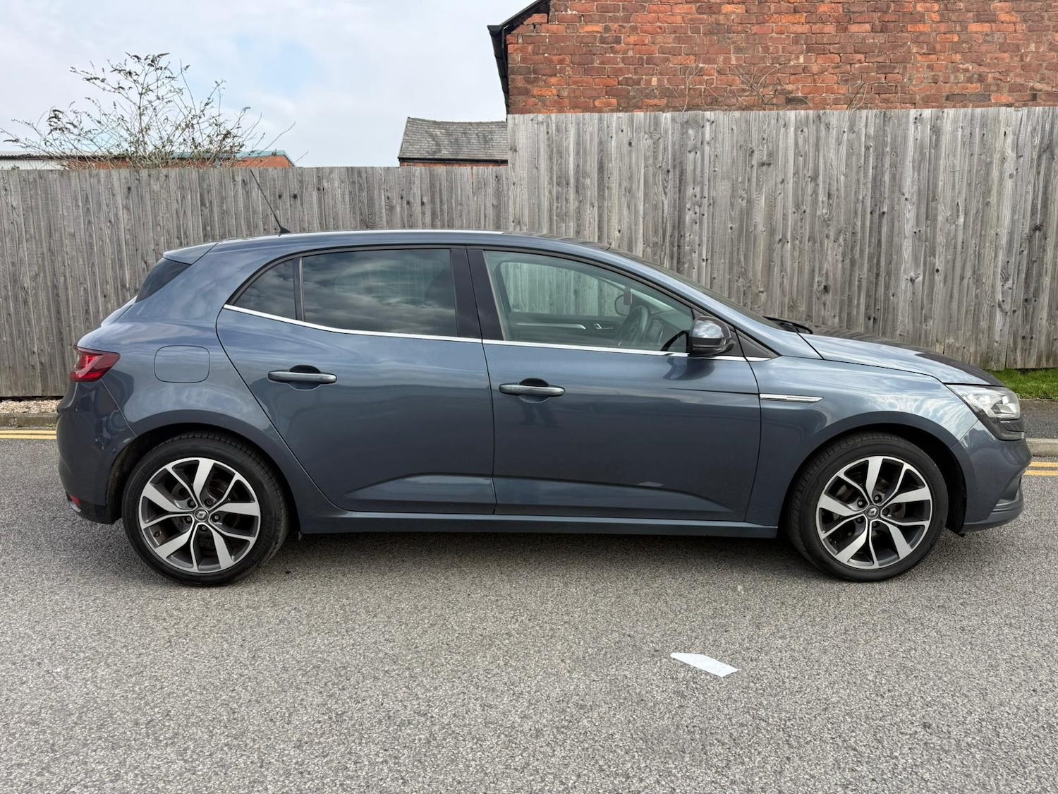 Used Renault Megane 2016 for sale - 77762641: Photo 5