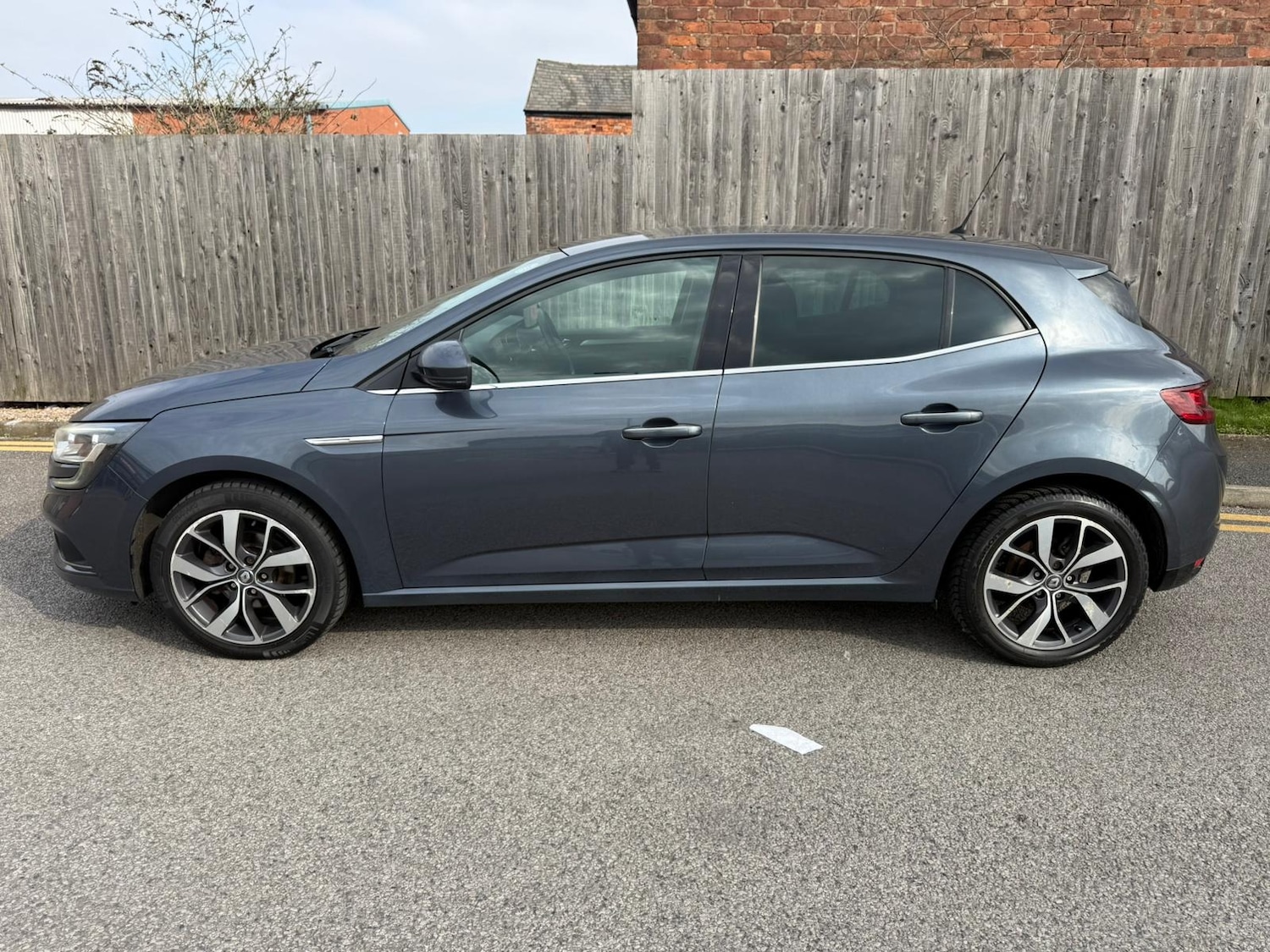 Used Renault Megane 2016 for sale - 77762641: Photo 6