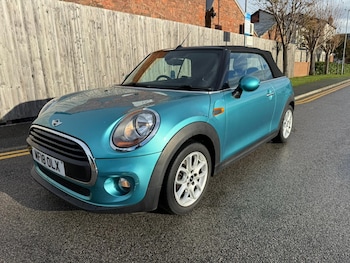 Used MINI Convertible 2018 for sale - 76427750: Photo