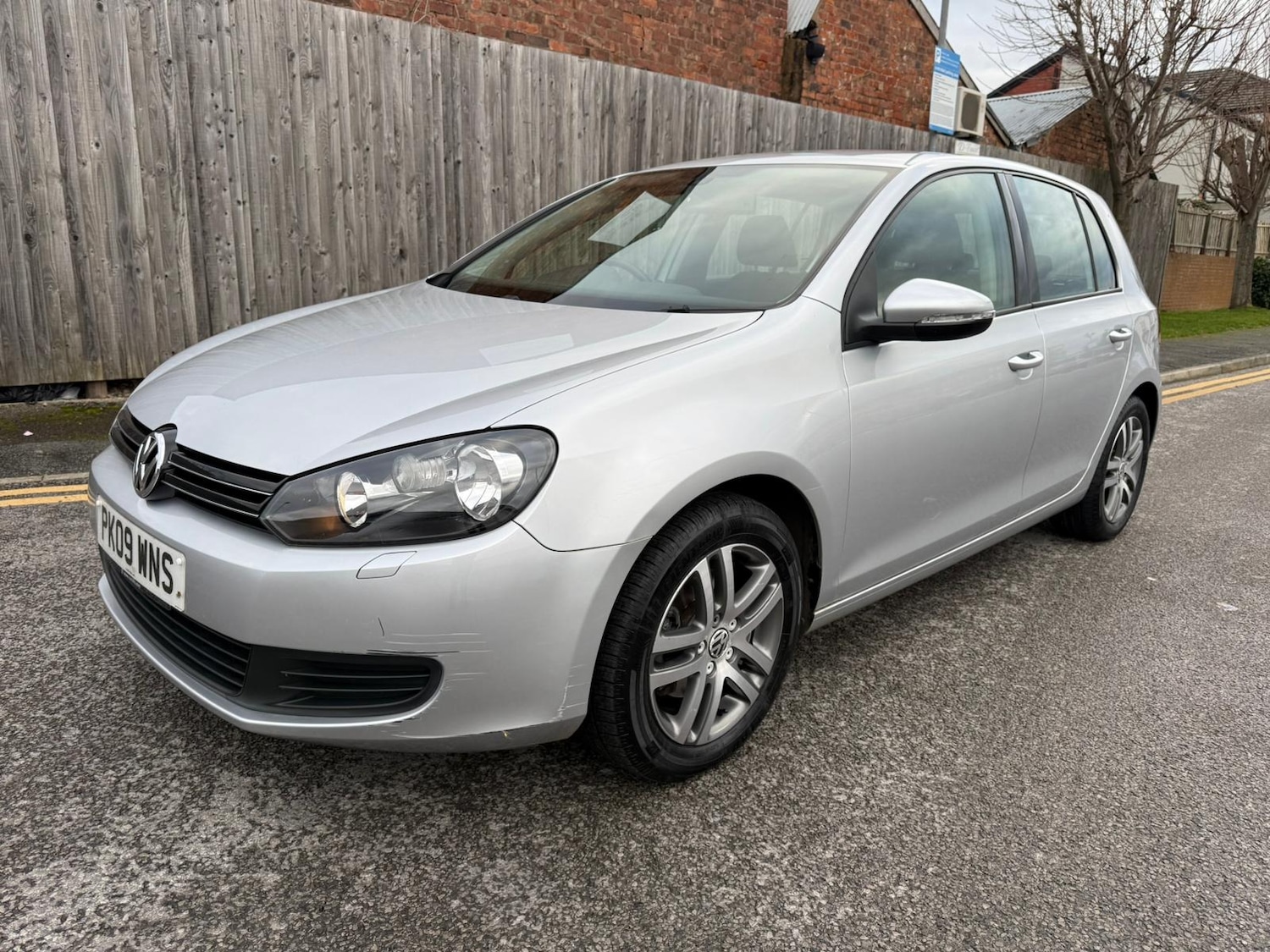 Used Volkswagen Golf 2009 for sale - 77261450: Photo 4