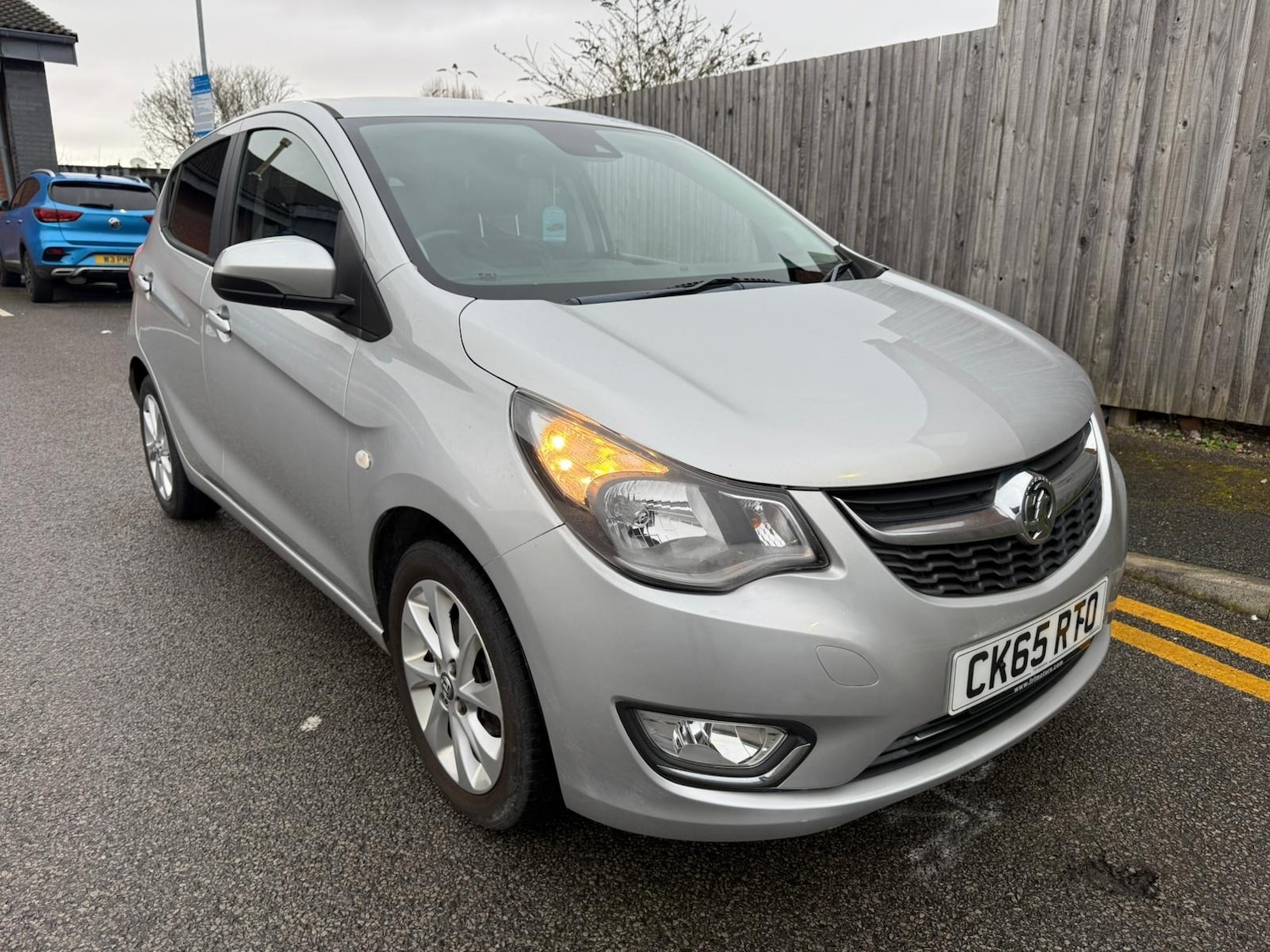 Used Vauxhall Viva 2015 for sale - 77676864: Photo 2