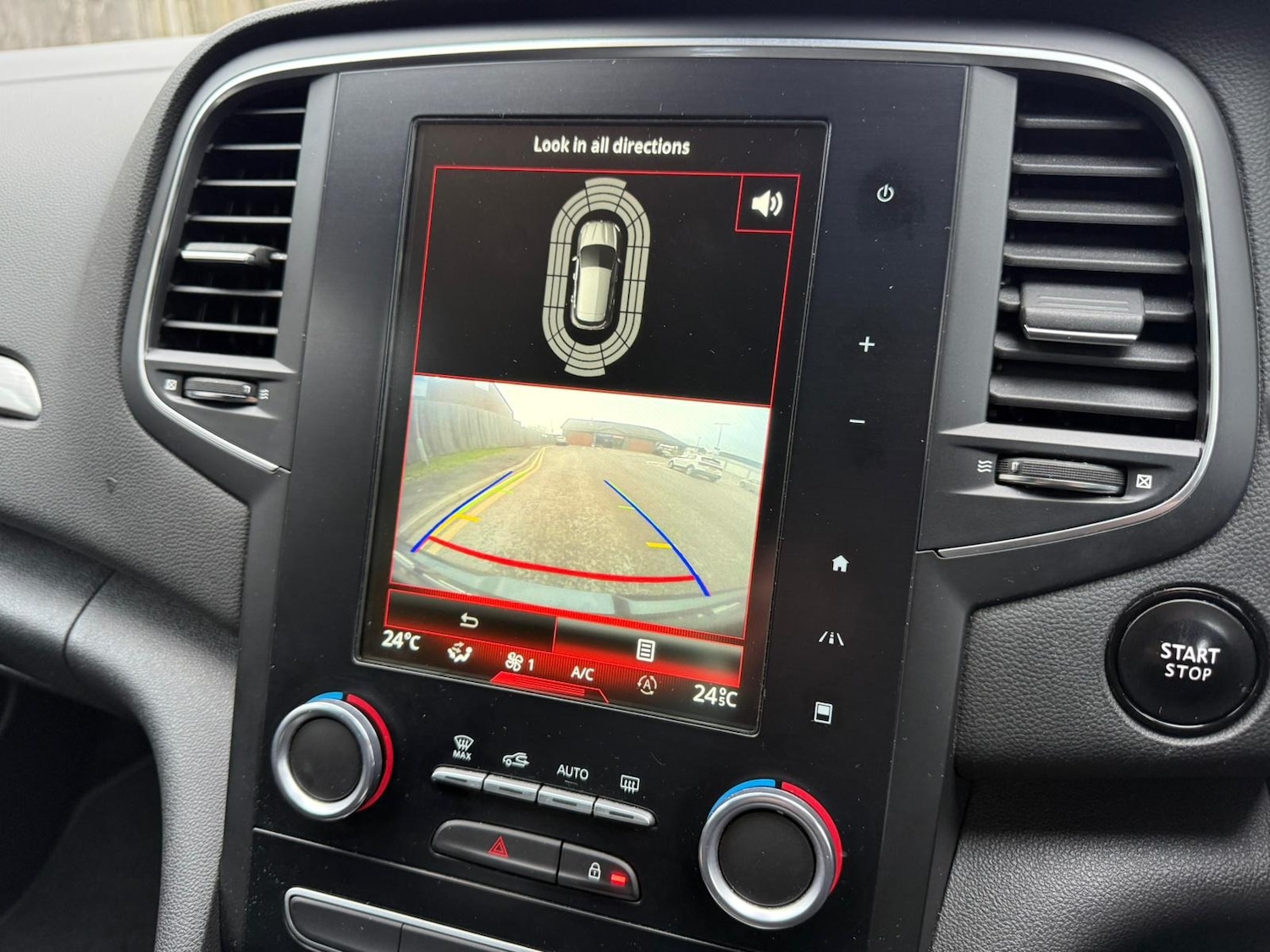 Used Renault Megane 2017 for sale - 77261716: Photo 16