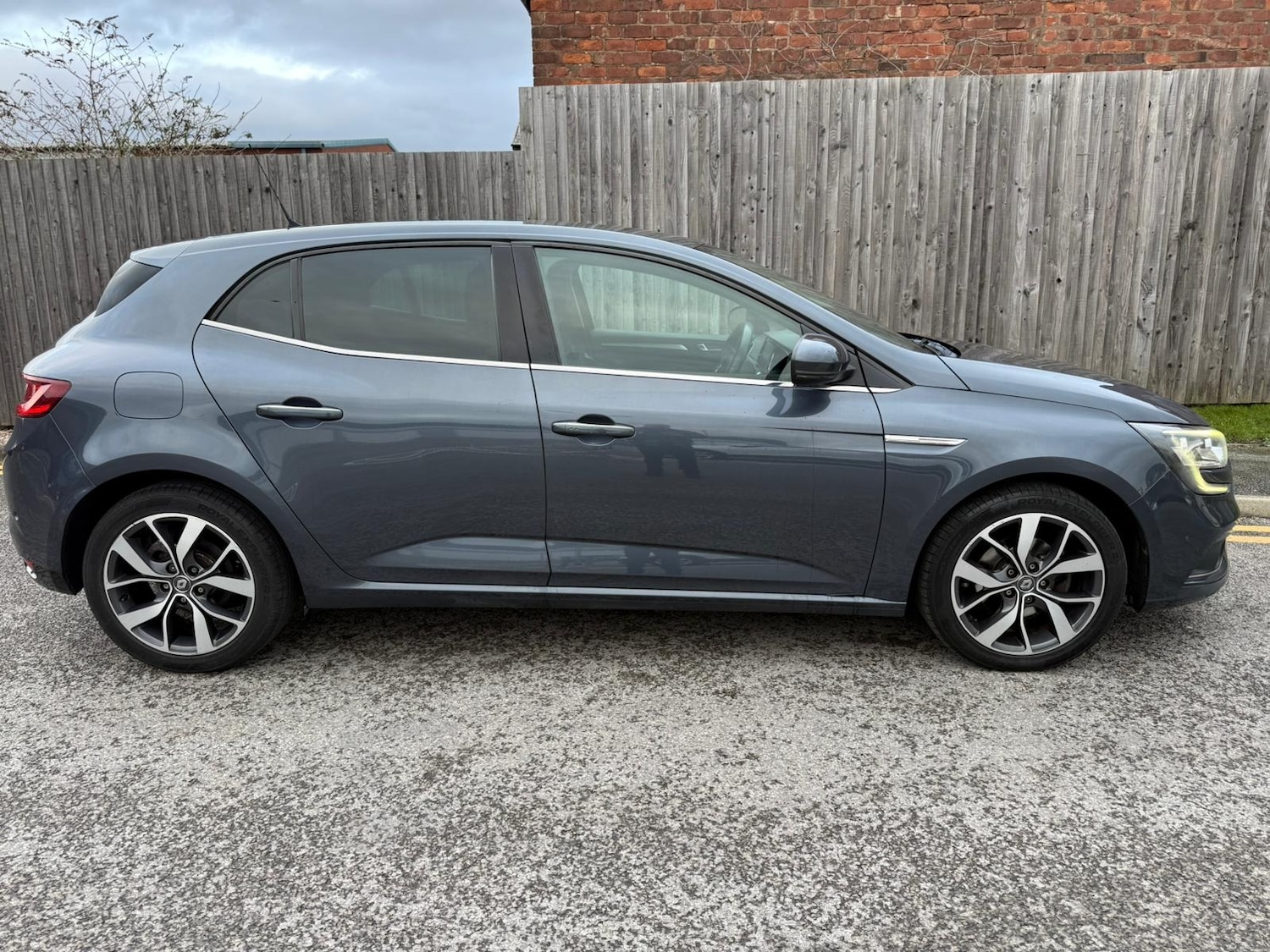 Used Renault Megane 2017 for sale - 77261716: Photo 5