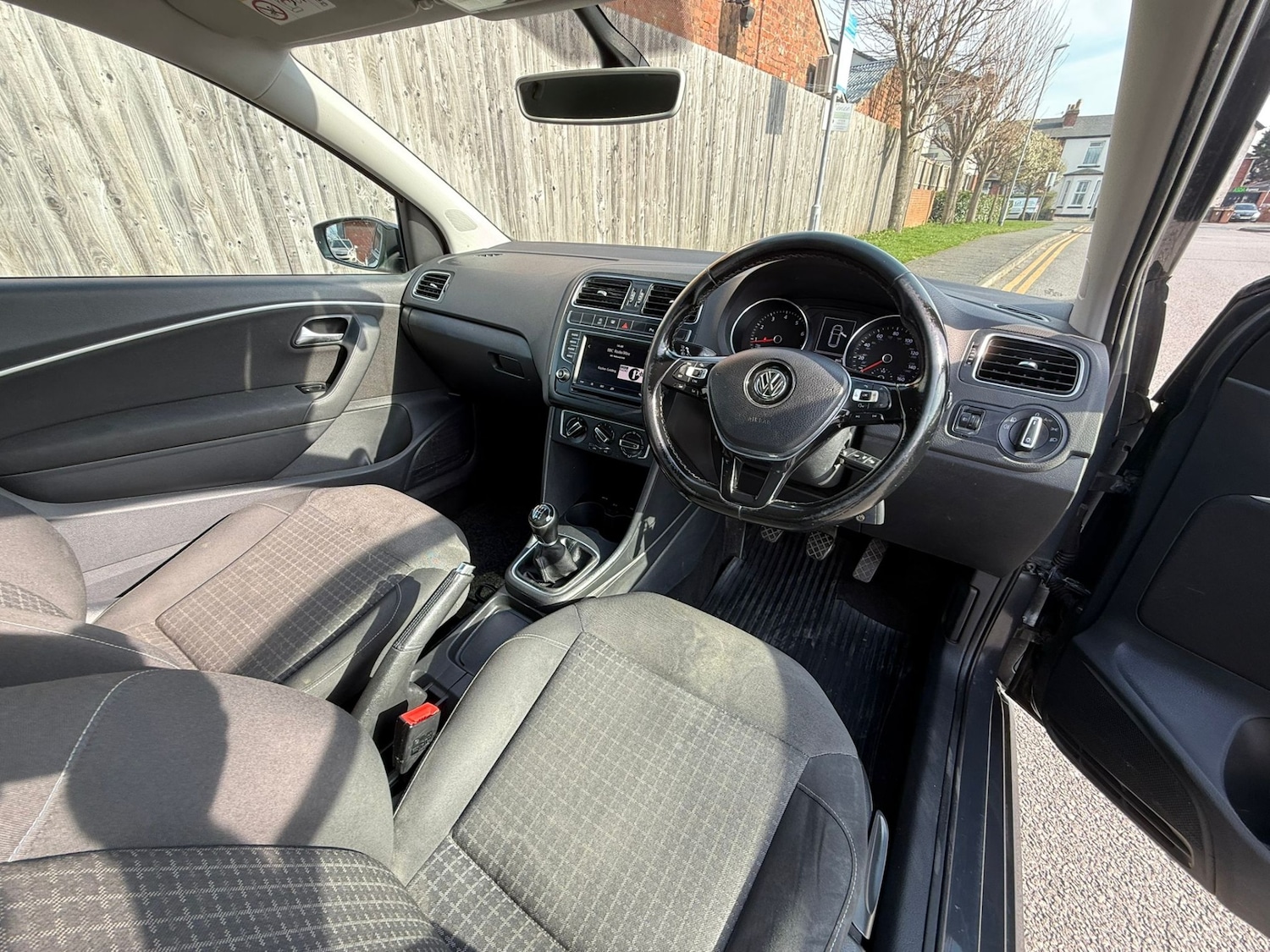 Used Volkswagen Polo 2017 for sale - 77950494: Photo 11