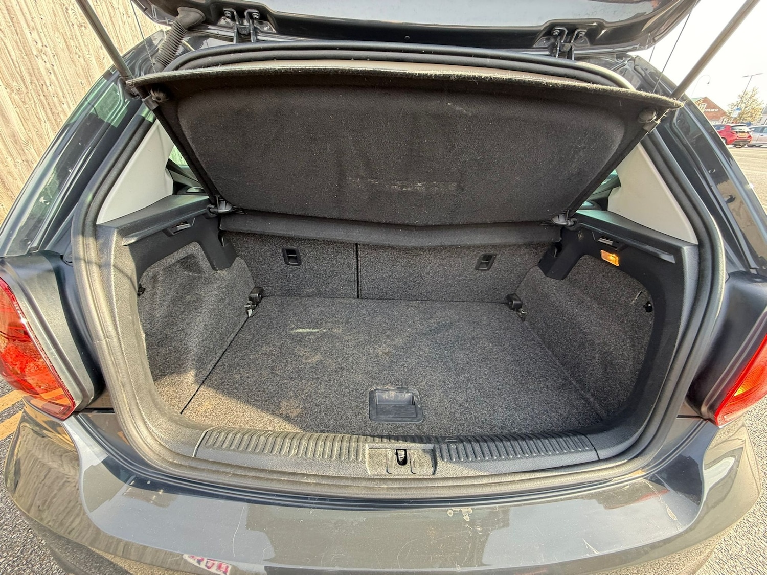 Used Volkswagen Polo 2017 for sale - 77950494: Photo 14