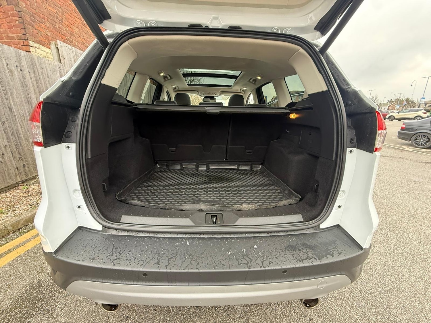 Used Ford Kuga 2016 for sale - 77365482: Photo 12