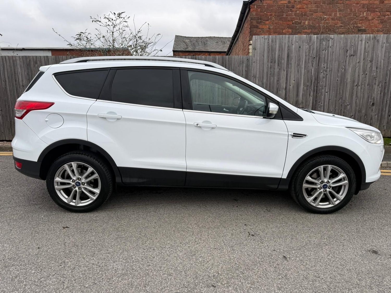 Used Ford Kuga 2016 for sale - 77365482: Photo 5