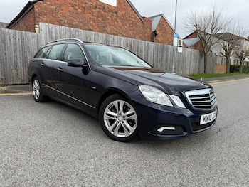 Used Mercedes-Benz E Class 2010 for sale - 78054441: Photo