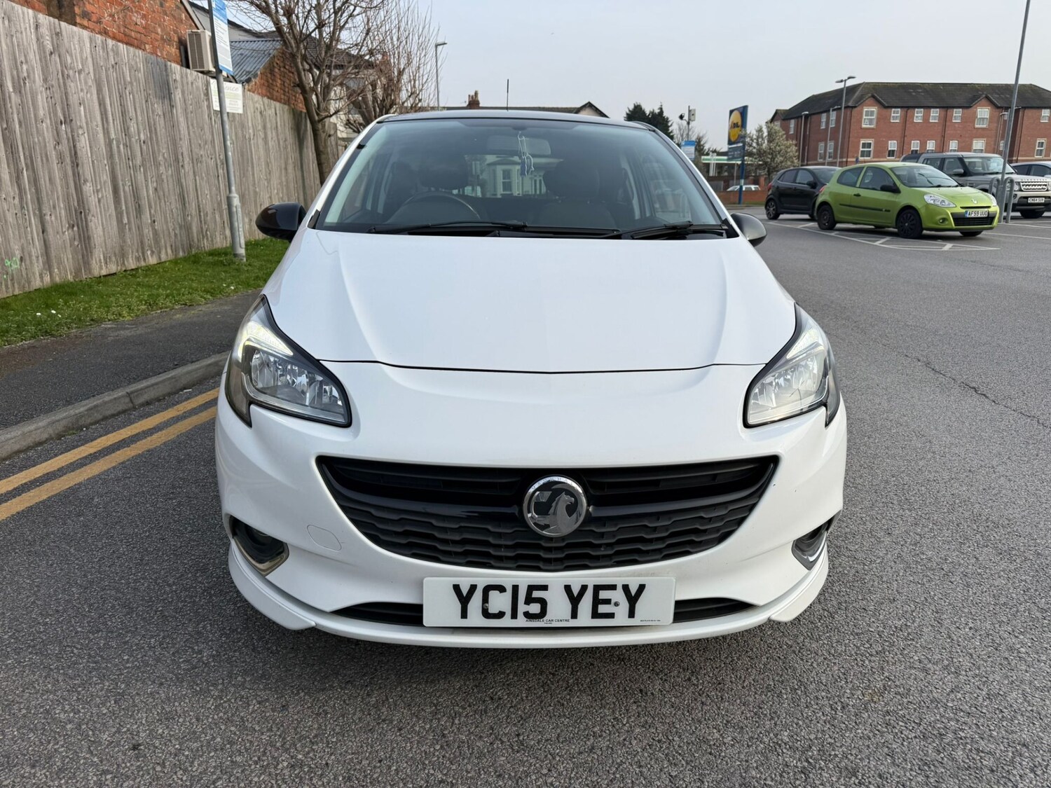 Used Vauxhall Corsa 2015 for sale - 77974744: Photo 3