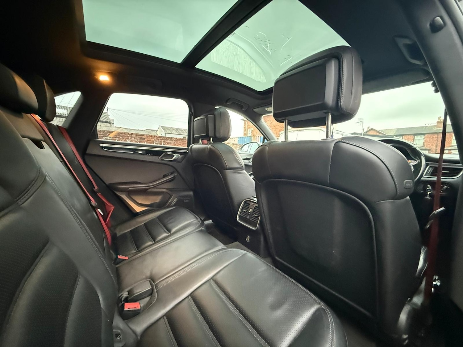 Used Porsche Macan 2017 for sale - 77423583: Photo 12