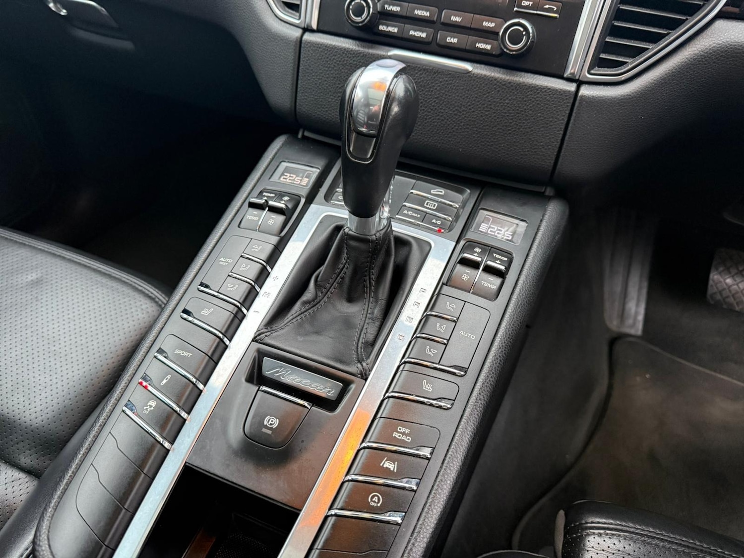 Used Porsche Macan 2017 for sale - 77423583: Photo 15