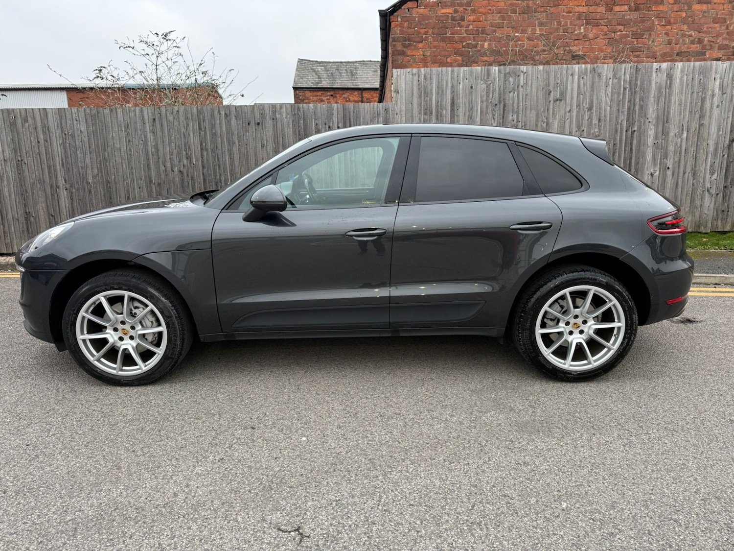 Used Porsche Macan 2017 for sale - 77423583: Photo 6