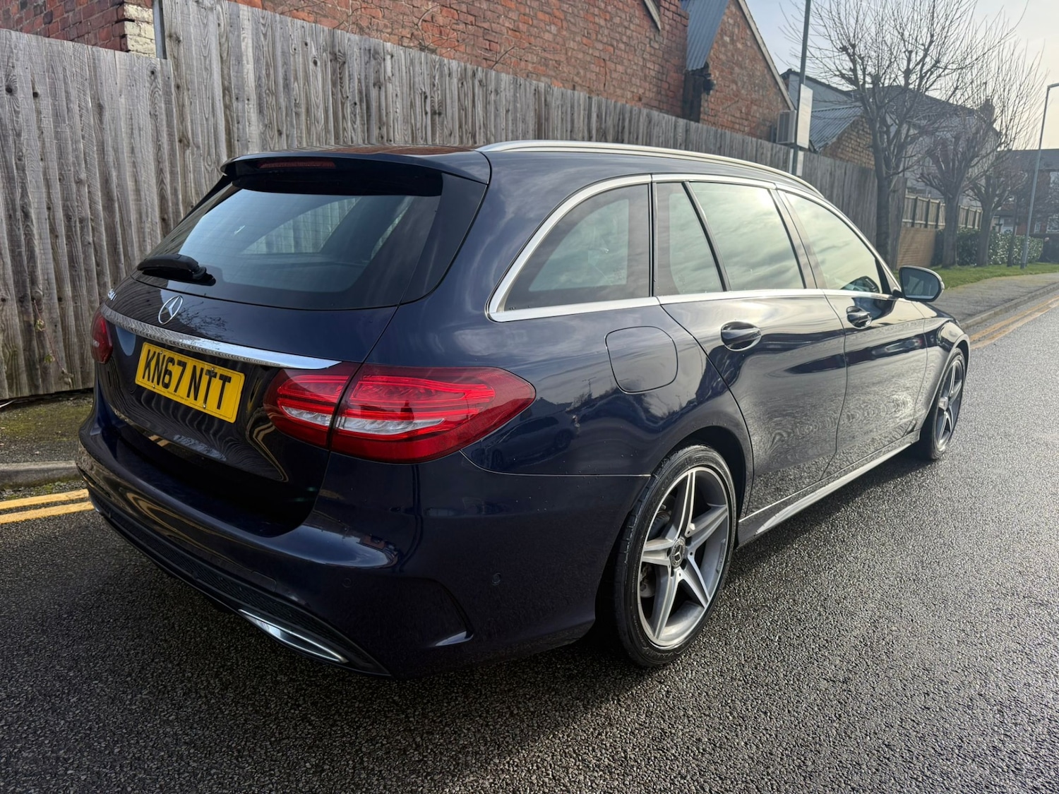Used Mercedes-Benz C Class 2017 for sale - 77635275: Photo 9