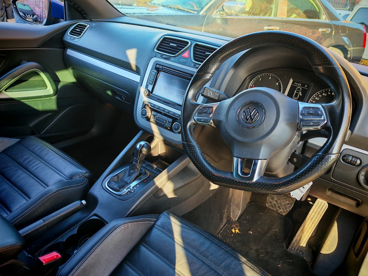 Used Volkswagen Scirocco 2010 for sale - 77161027: Photo 3