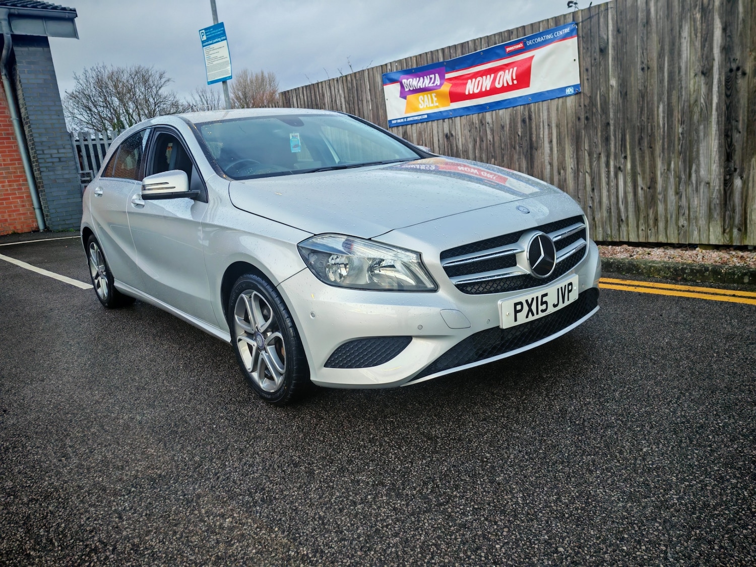 Used Mercedes-Benz A-Class 2015 for sale - 77173363: Photo 2