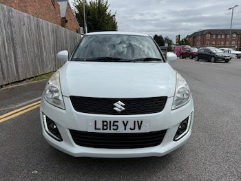 Used Suzuki Swift 2015 for sale - 75541771: Photo