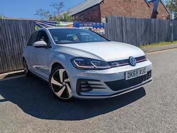 Used Volkswagen Golf 2018 for sale - 78446176: Photo