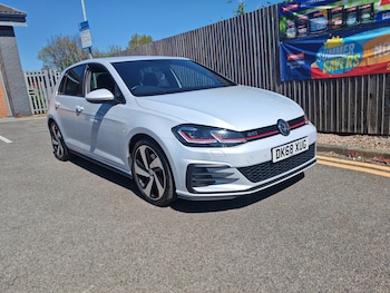 Used Volkswagen Golf 2018 for sale - 78446176: Photo